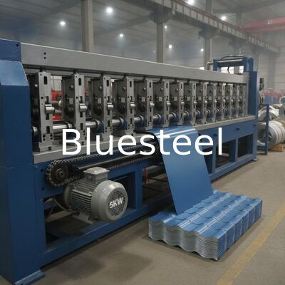 18-20 Stazioni a rulli 5KW Azionamento a catena Taglio idraulico metallo Roofing Roll Forming Machine per la produzione di piastrelle in acciaio